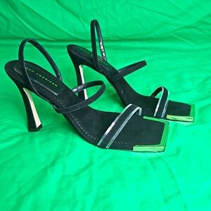 Good American Black Suede heeled Sandals sz.10.5